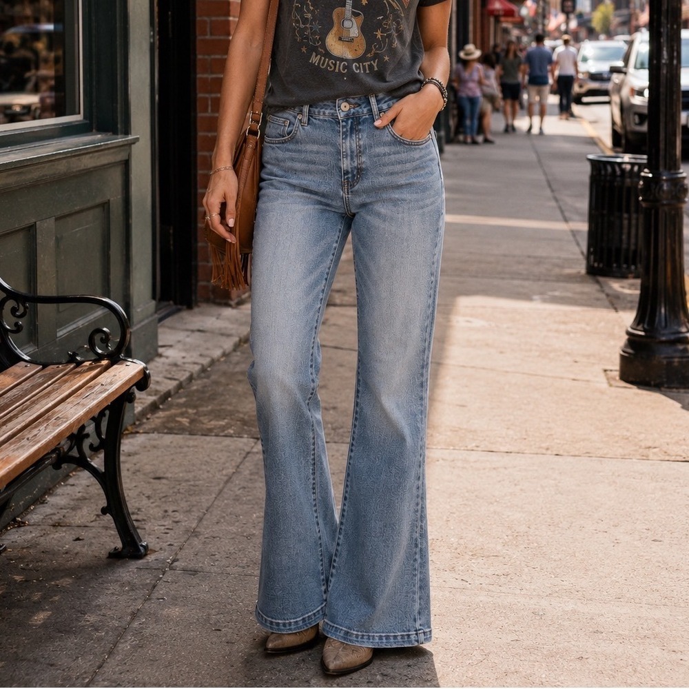 Chelsea & Violet High‎ Rise Flare Boho Bell Bottom Jeans Light Wash Womens 30